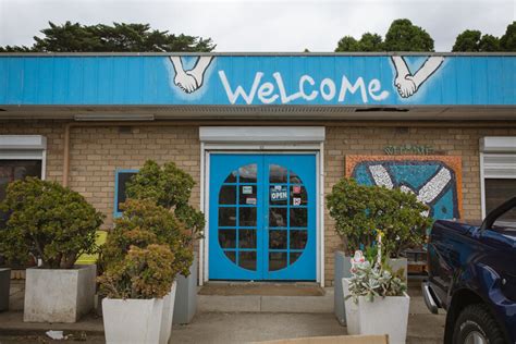 helping hands op shop|Melbourne Op Shop giude — She Hunts Op Shops.